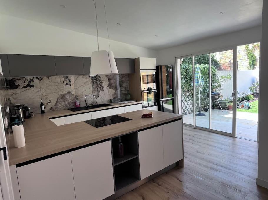 Maison Climatisee, Piscine, A 5 Minutes Des Grands Buffets Narbonne Exterior foto