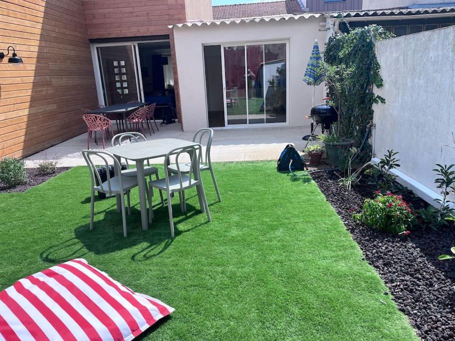 Maison Climatisee, Piscine, A 5 Minutes Des Grands Buffets Narbonne Exterior foto
